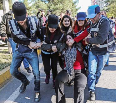 #STOP_ERDOGAN : arrestation de la députée du HDP Sebahat Tuncel